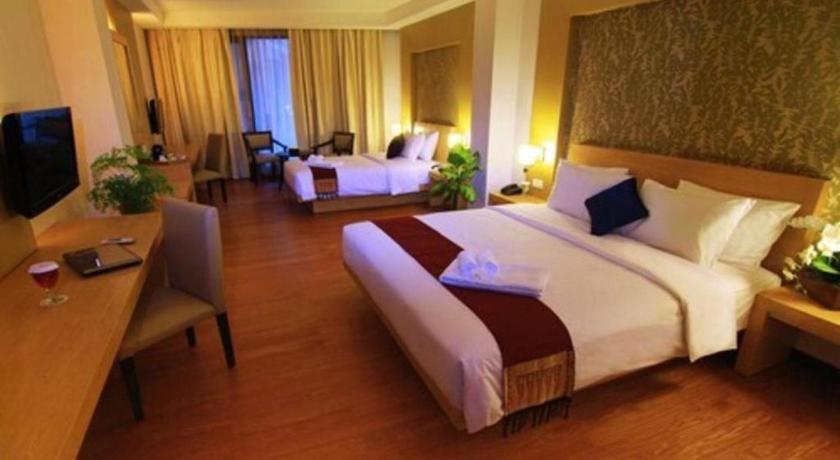 The Axana Hotel Padang  Exterior foto